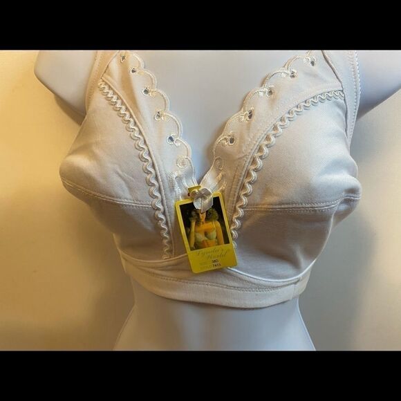 🛍Lynda’s World Assorted Floral embroidery Bras - Picture 11 of 13